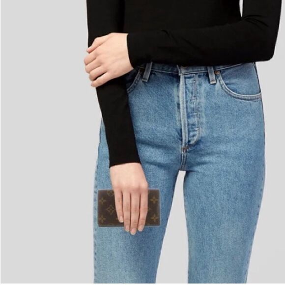 Authentic Louis Vuitton Porte Monnaie
Billets Tresor - Picture 7 of 10